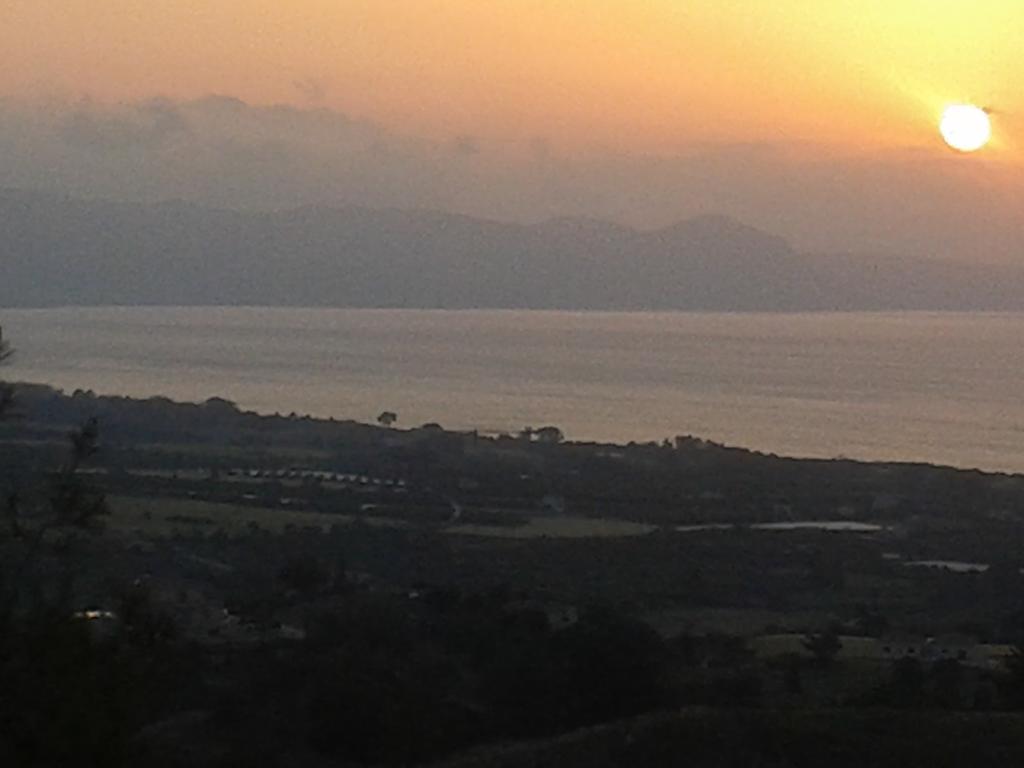 Periyiali Apartments Polis Dış mekan fotoğraf