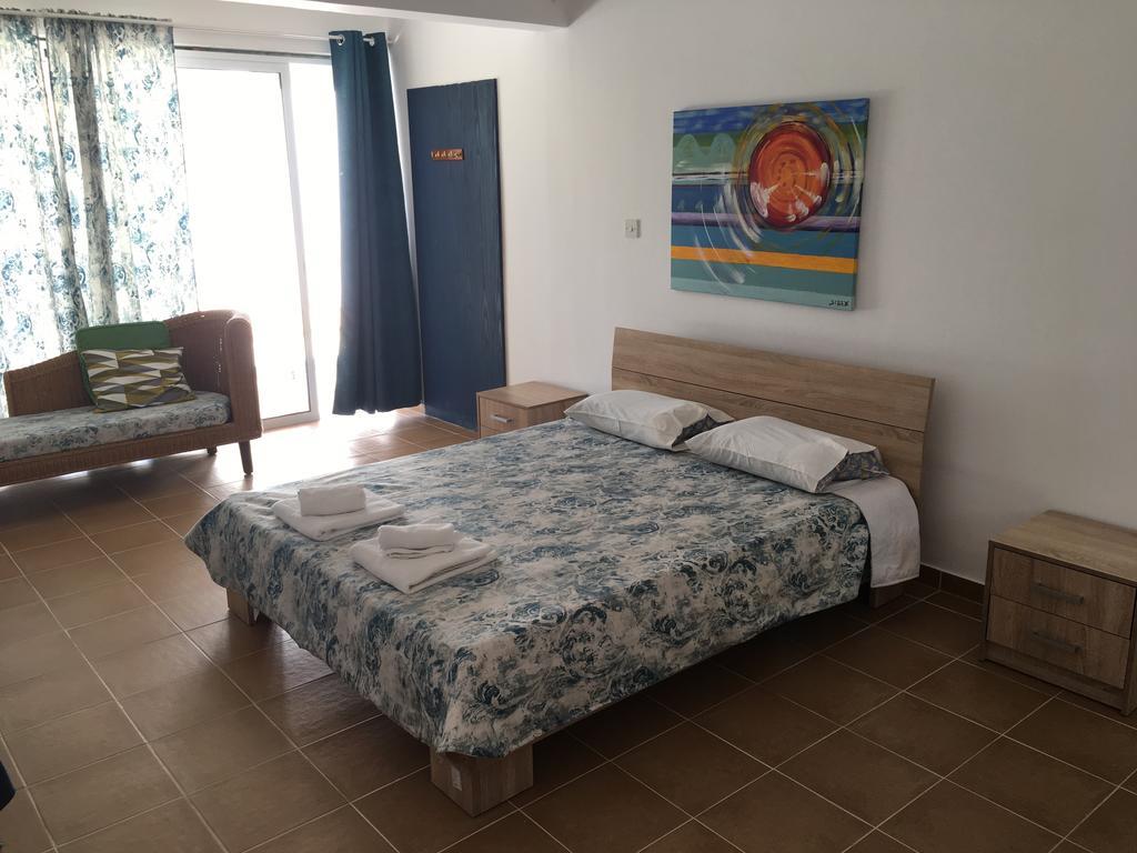 Periyiali Apartments Polis Dış mekan fotoğraf
