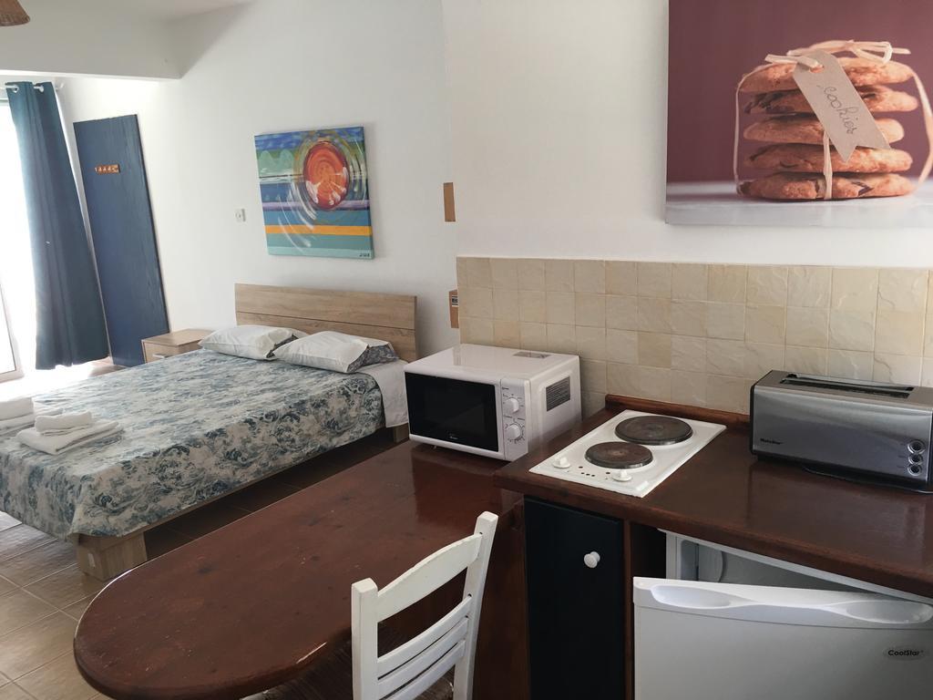 Periyiali Apartments Polis Dış mekan fotoğraf