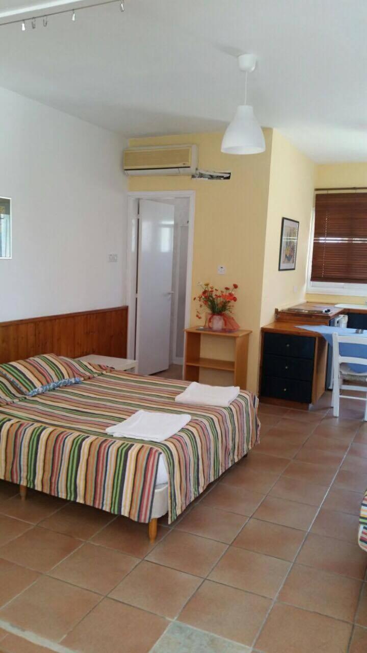 Periyiali Apartments Polis Dış mekan fotoğraf