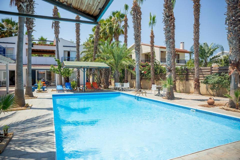 Periyiali Apartments Polis Dış mekan fotoğraf